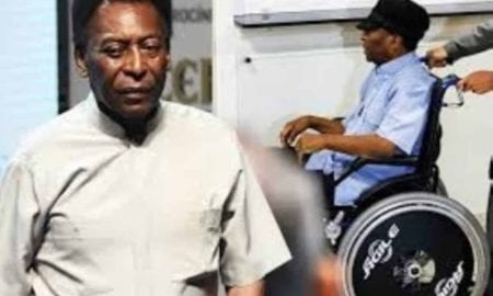 Pelé recebe alta após retirada de cálculo renal em hospital de SP.